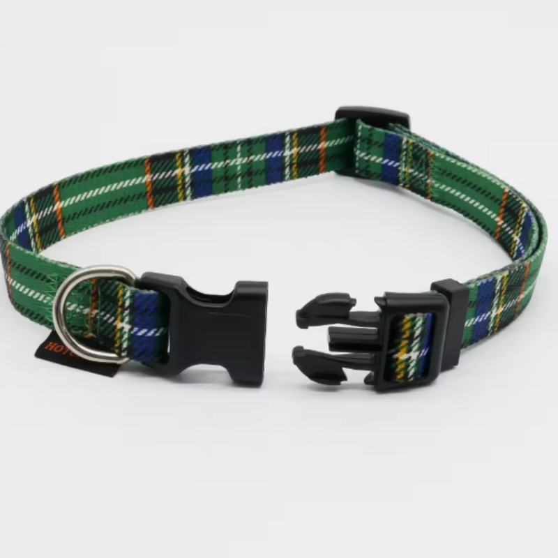 Tartan tree collar