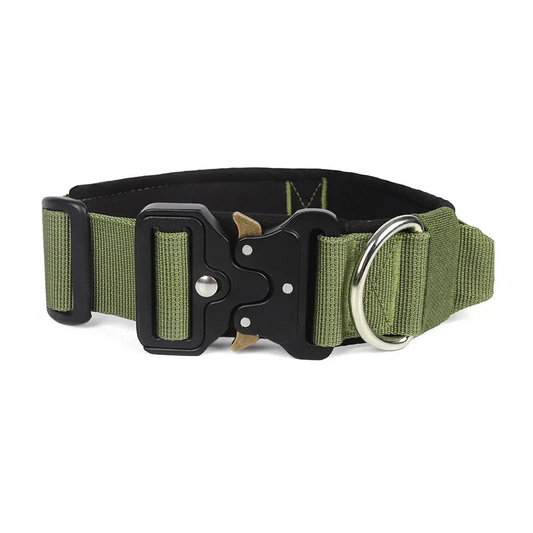 Tactical dog collar with handle