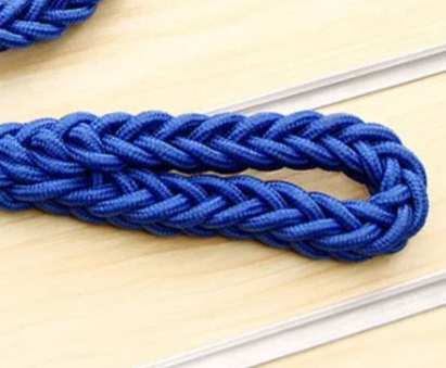 Short rope dog lead