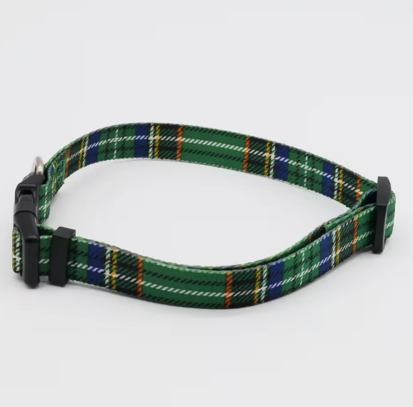 Tartan tree collar